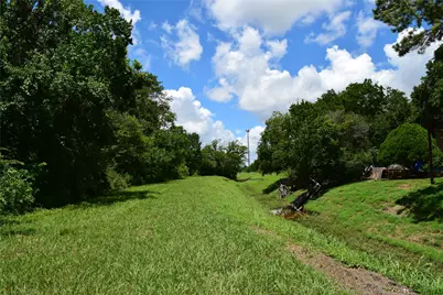 5350 N Highway 35, Pearland, TX 77511 - Photo 10
