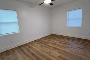 6303 Belarbor St, Houston, TX 77087 - Photo 8