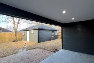 6303 Belarbor St, Houston, TX 77087 - Photo 34