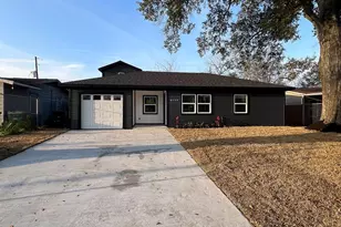 6303 Belarbor St, Houston, TX 77087 - Photo 2