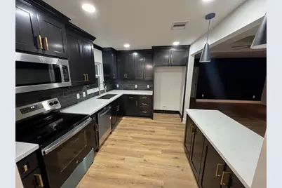 6303 Belarbor Street, Houston, TX 77087 - Photo 20