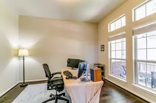 14015 Blue Vista Dr, Sugar Land, TX 77498 - Photo 4
