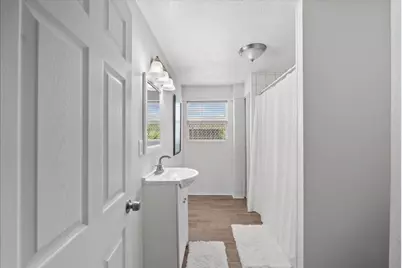 218 Barracuda Street, Bayou Vista, TX 77563 - Photo 20