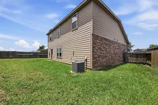 419 Turquoise Trade Dr, La Marque, TX 77568 - Photo 34