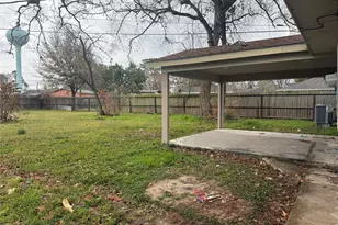 7437 Navasota St, Houston, TX 77016 - Photo 8