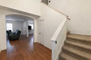 2142 Scenic Hollow Ct, Katy, TX 77450 - Photo 2