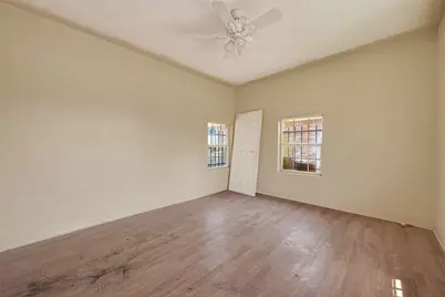4016 Woodleigh Street, Houston, TX 77023 - Photo 32