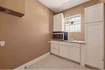 4016 Woodleigh Street, Houston, TX 77023 - Photo 14