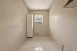 4016 Woodleigh St, Houston, TX 77023 - Photo 28