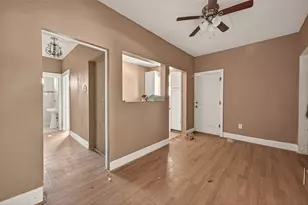 4016 Woodleigh St, Houston, TX 77023 - Photo 10