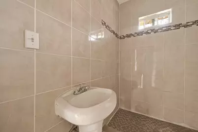 4016 Woodleigh Street, Houston, TX 77023 - Photo 36
