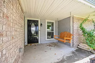 1202 Denise St, Deer Park, TX 77536 - Photo 4
