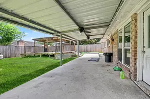 1202 Denise St, Deer Park, TX 77536 - Photo 18