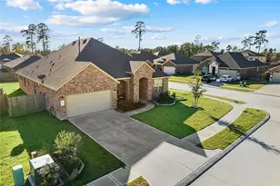 14300 Congaree Ct, Conroe, TX 77384 - Photo 4