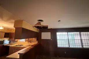 5551 Winding Creek Way, Houston, TX 77017 - Photo 14