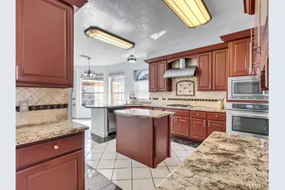 2739 Lakeside Village Drive, Missouri City, TX 77459 - Photo 14