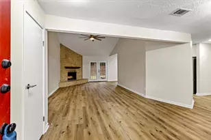 3315 Beaver Glen Dr, Houston, TX 77339 - Photo 4
