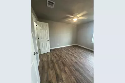 6504 Canal Street #3, Houston, TX 77011 - Photo 12
