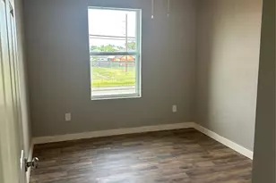 6504 Canal St, Houston, TX 77011 - Photo 8