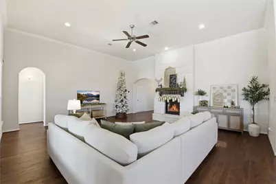 11914 Pearl Lane, Mont Belvieu, TX 77535 - Photo 10