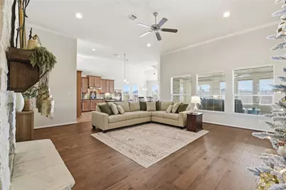 11914 Pearl Lane, Mont Belvieu, TX 77535 - Photo 8