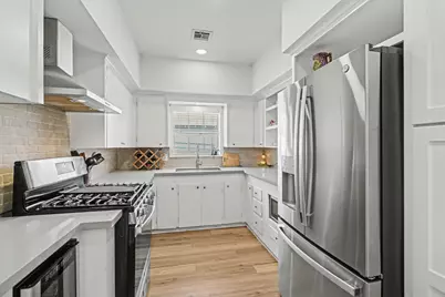 2804 Arlington Street #A, Houston, TX 77008 - Photo 6