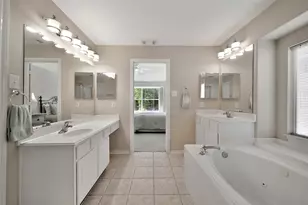 159 S Queenscliff Cir, The Woodlands, TX 77382 - Photo 20