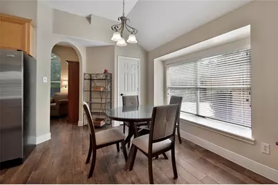 159 S Queenscliff Circle, The Woodlands, TX 77382 - Photo 8