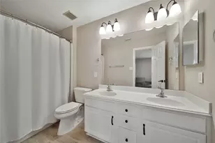 159 S Queenscliff Cir, The Woodlands, TX 77382 - Photo 26