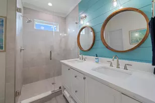 671 Seaside Dr, Crystal Beach, TX 77650 - Photo 20