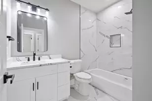 8216 Locksley Rd, Houston, TX 77078 - Photo 8