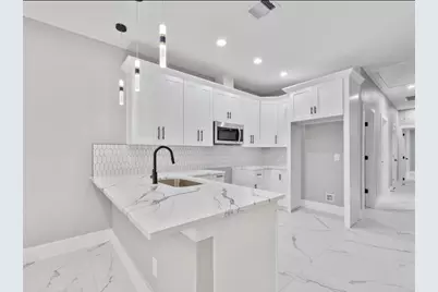 8216 Locksley Road, Houston, TX 77078 - Photo 4