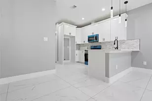 8216 Locksley Rd, Houston, TX 77078 - Photo 6