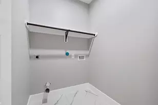 8216 Locksley Rd, Houston, TX 77078 - Photo 10