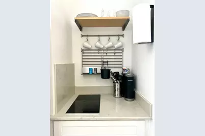 203 S Lockwood Drive, Houston, TX 77011 - Photo 8