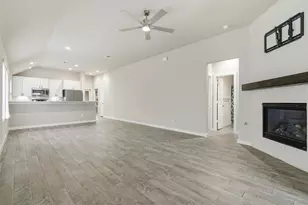 2742 Oakleaf Ash Ln, Fresno, TX 77545 - Photo 6