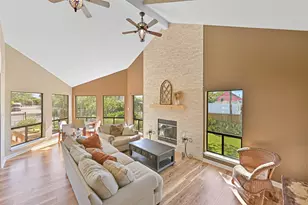 114 24th St, Dickinson, TX 77539 - Photo 1