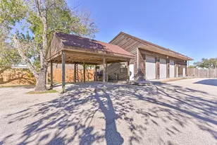 114 24th St, Dickinson, TX 77539 - Photo 32
