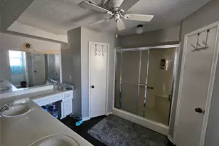 14822 Cedar Point Dr, Houston, TX 77070 - Photo 10