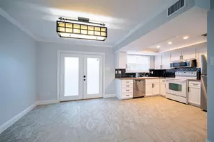 2352 Triway Ln, Houston, TX 77043 - Photo 4