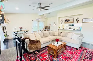 3003 Wood Fox Dr, Alvin, TX 77511 - Photo 2