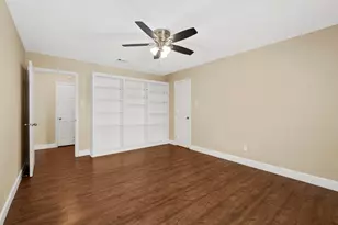 2803 Edgewood Dr, Sugar Land, TX 77479 - Photo 24