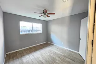 431 N Forest Blvd, Houston, TX 77090 - Photo 12