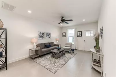 118 Sylvester Road, Houston, TX 77009 - Photo 4