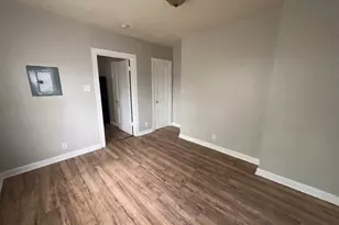 1552 Lombardy St, Houston, TX 77023 - Photo 8