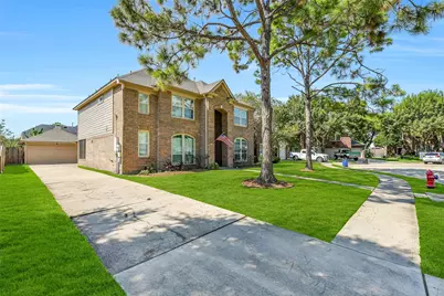 406 Ashberry Court, League City, TX 77573 - Photo 8