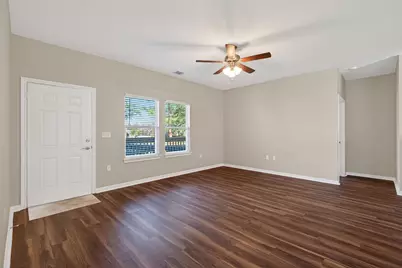 106 Morgan Street, Alvin, TX 77511 - Photo 8