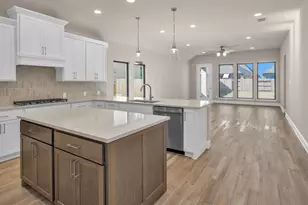 8711 Blue Coral Ln, Cypress, TX 77433 - Photo 6