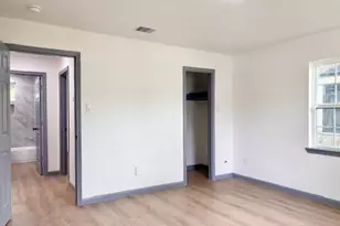 317 San Jacinto St, La Porte, TX 77571 - Photo 10