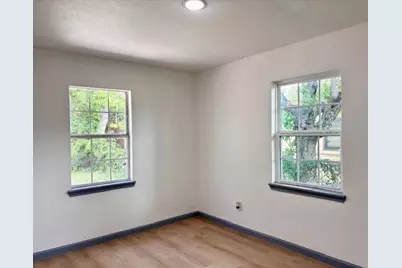 317 San Jacinto Street, La Porte, TX 77571 - Photo 12